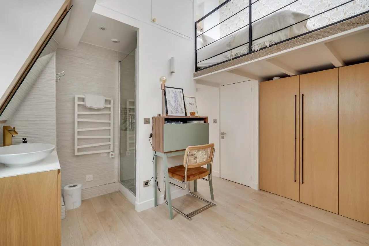 Amazing Historical Parisien Loft Next To Louvre Area-4 Apartment Paris